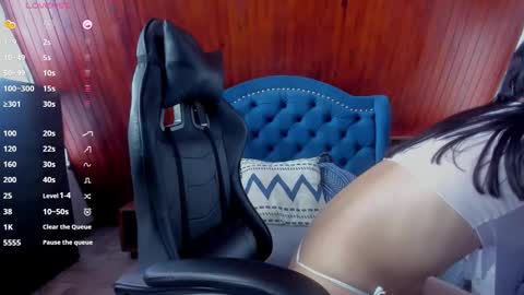 yan_nyan online show from November 24, 8:30 pm