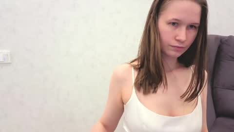 Yana  online show from May 30, 11:07 am