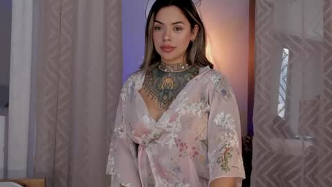 Snapshot of yandracelisoficial chatting on December 20, 10:32 pm YANDRA CELIS online show from December 20, 10:32 pm