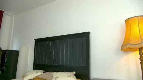 yanira_ass_ online show from March 22, 5:11 am