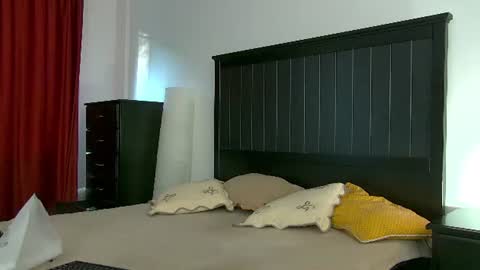 yanira_ass_ online show from June 24, 4:11 am