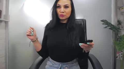 Yara online show from April 10, 3:34 am