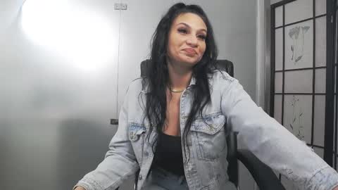 Yara online show from May 20, 2:51 am