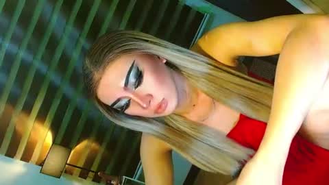Snapshot of yasii19 chatting on June 12, 8:19 pm miss yasii online show from June 12, 8:19 pm