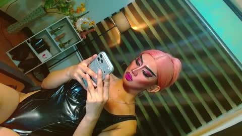 Snapshot of yasii19 chatting on July 16, 2:23 pm miss yasii online show from July 16, 2:23 pm