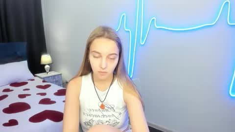 Snapshot of yasminasage chatting on September 9, 12:48 pm Yasmina online show from September 9, 12:48 pm