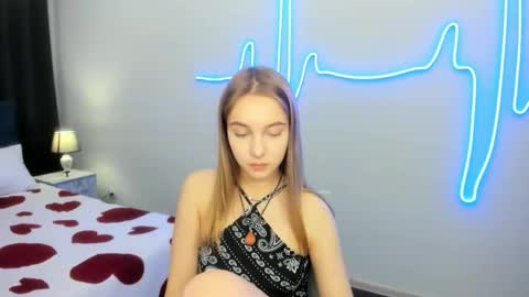 Snapshot of yasminasage chatting on October 13, 2:28 pm Yasmina online show from October 13, 2:28 pm