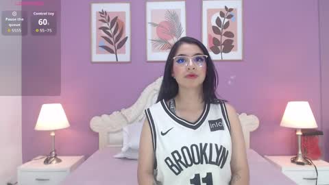 Yaya  online show from May 28, 12:02 pm