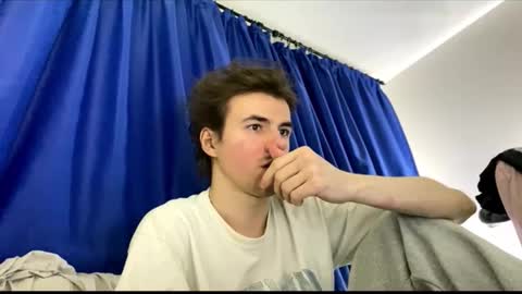 Snapshot of yayay333 chatting on January 5, 5:27 pm yayay333 online show from January 5, 5:27 pm