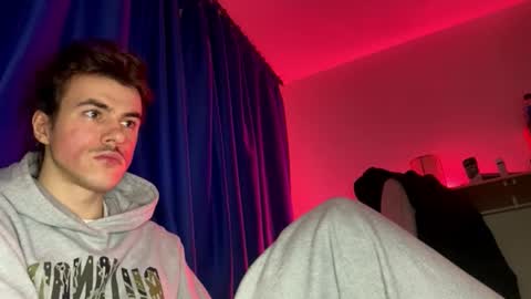 Snapshot of yayay333 chatting on January 11, 8:03 pm yayay333 online show from January 11, 8:03 pm