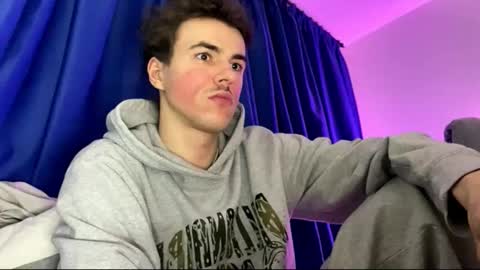 Snapshot of yayay333 chatting on February 2, 4:00 am yayay333 online show from February 2, 4:00 am