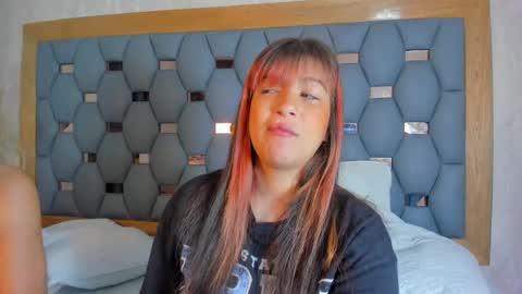 yayi derek  online show from September 17, 11:34 am