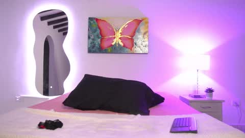 yayoi_cresp18 online show from February 27, 11:31 am