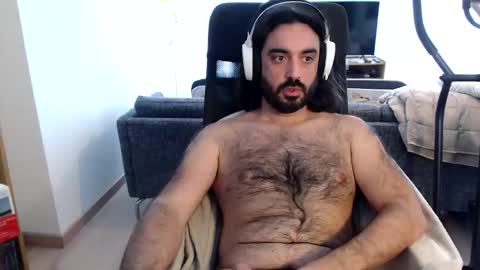 yeeaahoo online show from November 15, 8:22 am