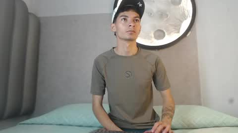 Yeferson online show from May 15, 10:06 pm