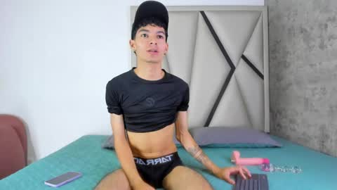Yeferson online show from May 21, 4:41 am