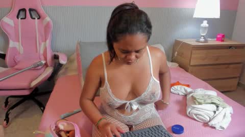 yeika_foxy online show from March 18, 11:13 am