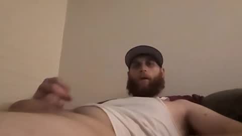 Snapshot of yekim69 chatting on October 31, 1:06 am Jennmike online show from October 31, 1:06 am