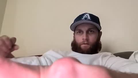 Snapshot of yekim69 chatting on November 10, 10:20 pm Jennmike online show from November 10, 10:20 pm