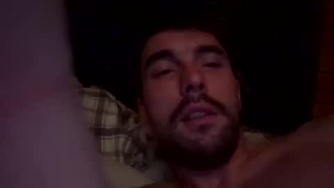 Snapshot of yelawolfak907 chatting on November 3, 10:16 am yelawolfak907 online show from November 3, 10:16 am