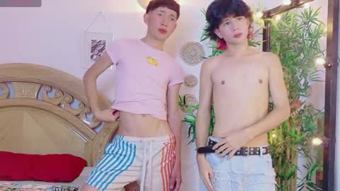 Snapshot of yeremmy_twink chatting on May 28, 7:33 pm yeremmy_twink online show from May 28, 7:33 pm