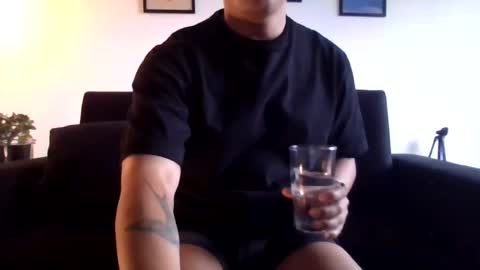 Sam H online show from July 3, 10:49 pm