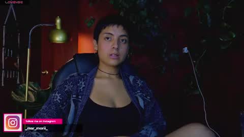 yeriawaddell  online show from July 19, 12:58 am