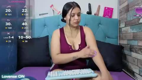 yesamin_stone18 online show from July 16, 12:11 pm
