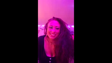 yesdaddy576415 online show from March 20, 11:20 pm