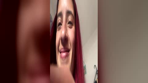 Snapshot of yesika177609 chatting on June 22, 3:42 pm Yesika online show from June 22, 3:42 pm