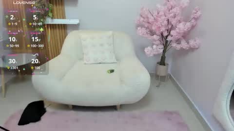 yess__daddy online show from September 12, 11:32 am