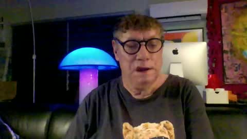 Snapshot of yessex247 chatting on December 28, 2:54 am yessex247 online show from December 28, 2:54 am