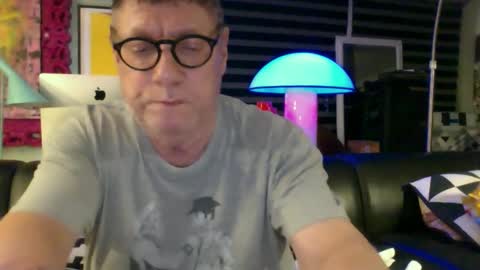 Snapshot of yessex247 chatting on February 19, 5:16 am yessex247 online show from February 19, 5:16 am