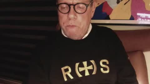 Snapshot of yessex247 chatting on October 1, 11:55 pm yessex247 online show from October 1, 11:55 pm