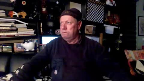 Snapshot of yessex247 chatting on April 29, 11:44 pm yessex247 online show from April 29, 11:44 pm