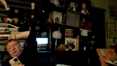 Snapshot of yessex247 chatting on May 2, 10:59 pm yessex247 online show from May 2, 10:59 pm