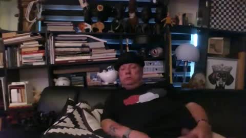 Snapshot of yessex247 chatting on May 31, 2:20 am yessex247 online show from May 31, 2:20 am