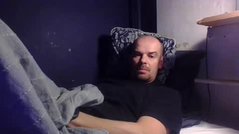 yewloo online show from October 1, 4:46 pm