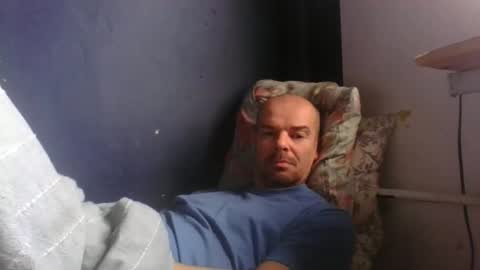 yewloo online show from October 16, 6:14 am