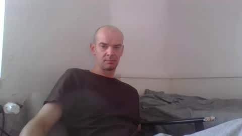 yewloo online show from March 8, 7:12 am