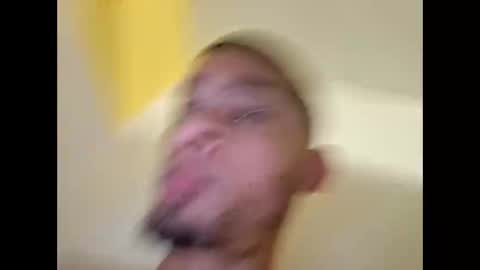 yezzi_1997 online show from February 1, 9:02 pm