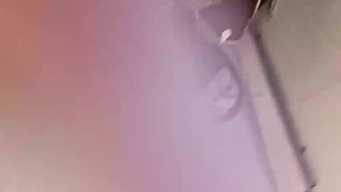 Snapshot of yfwb69xxx chatting on November 2, 3:42 am yfwb69xxx online show from November 2, 3:42 am