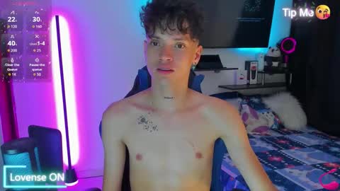 Snapshot of yimbersonpeter chatting on September 21, 2:13 am jhon online show from September 21, 2:13 am