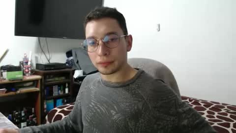 yinmao08 online show from February 18, 1:23 am