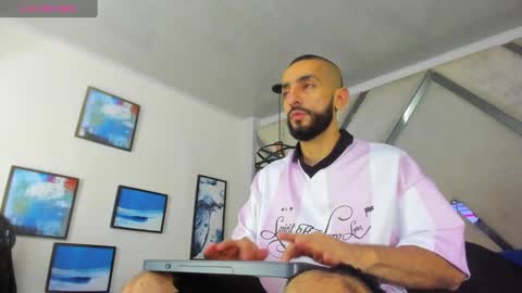 Snapshot of yiyo10_ chatting on January 21, 4:21 am Yiyo online show from January 21, 4:21 am