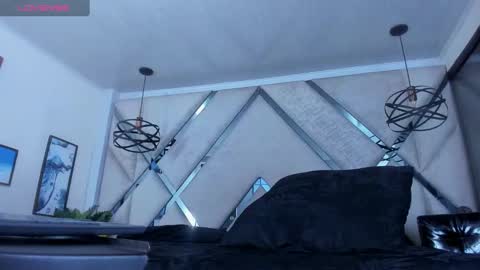 Snapshot of yiyo10_ chatting on January 25, 8:10 am Yiyo online show from January 25, 8:10 am