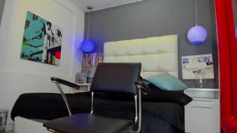 Snapshot of yiyo10_ chatting on February 23, 8:39 am Yiyo online show from February 23, 8:39 am