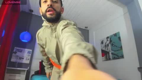 Snapshot of yiyo10_ chatting on February 11, 3:55 am Yiyo online show from February 11, 3:55 am