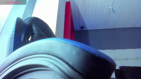 Snapshot of yiyo10_ chatting on February 20, 6:19 am Yiyo online show from February 20, 6:19 am