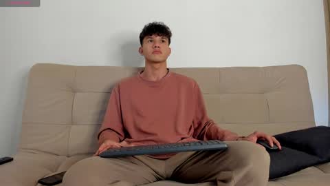 yizus_bonz online show from April 15, 7:21 pm